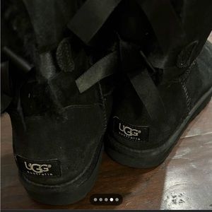 Ugg boots size 8 black